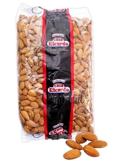 ALMENDRA CRUDA PIEL USA CR 1KG